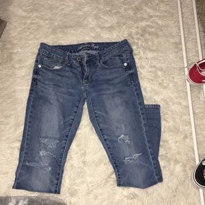 American eagle Distressed boyfriend jeans